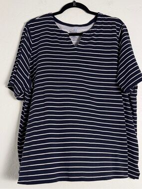 croft & barrow Women's Top 3X Navy/White Striped V-Notch Short Sleeve